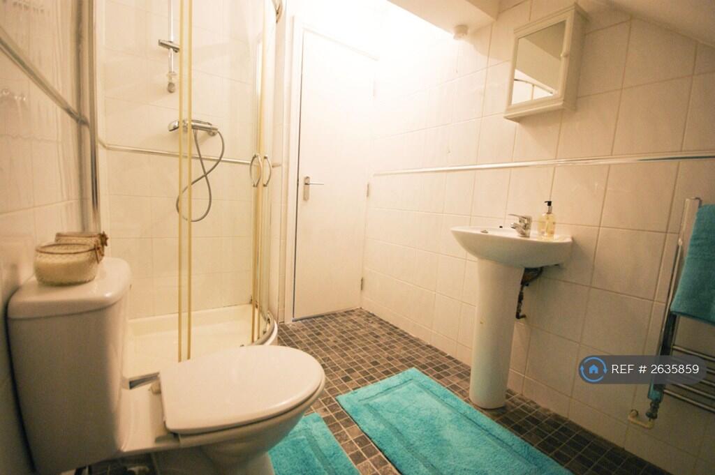Bathroom 2, With Shower 3rd Floor