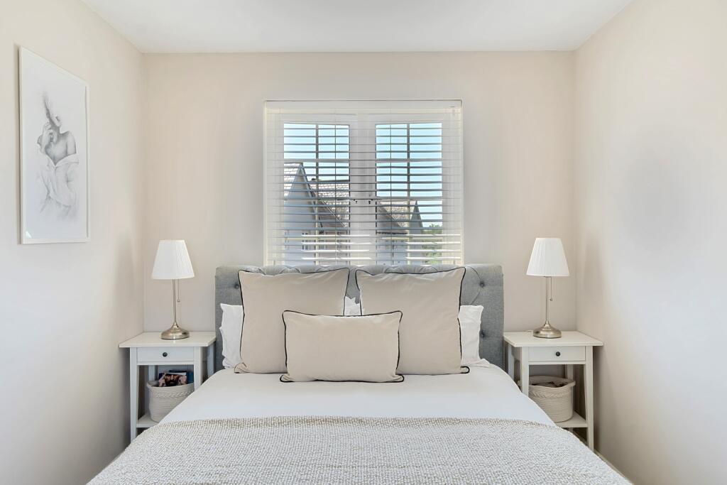 1313199-23-6852d95e8a754