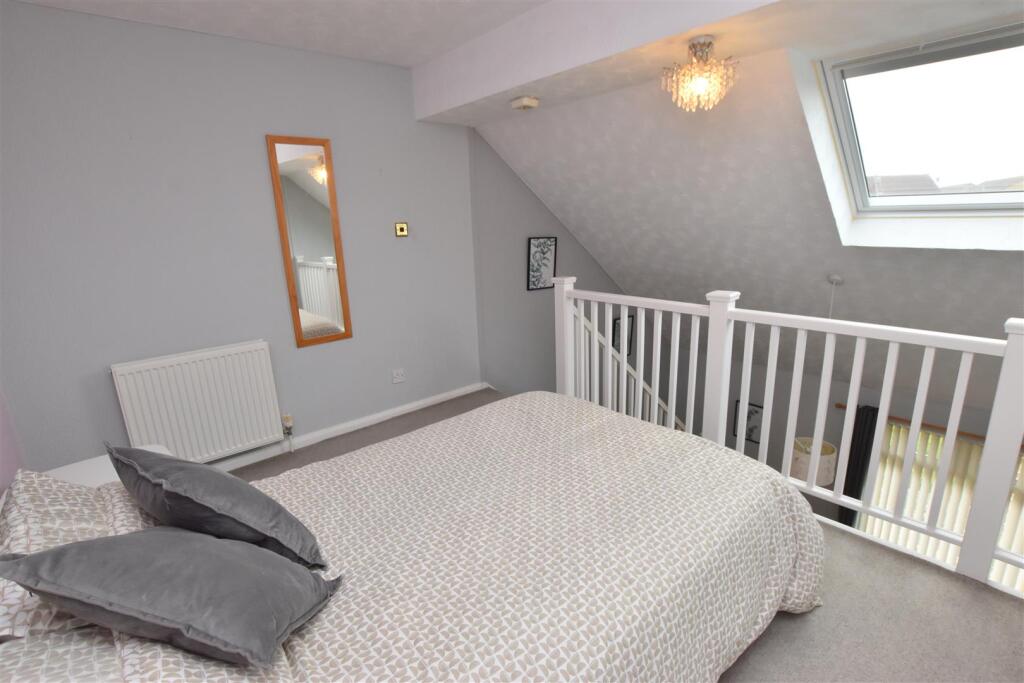 LOFT BEDROOM