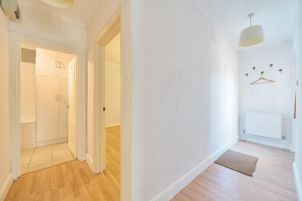 1298974-10-682c49...