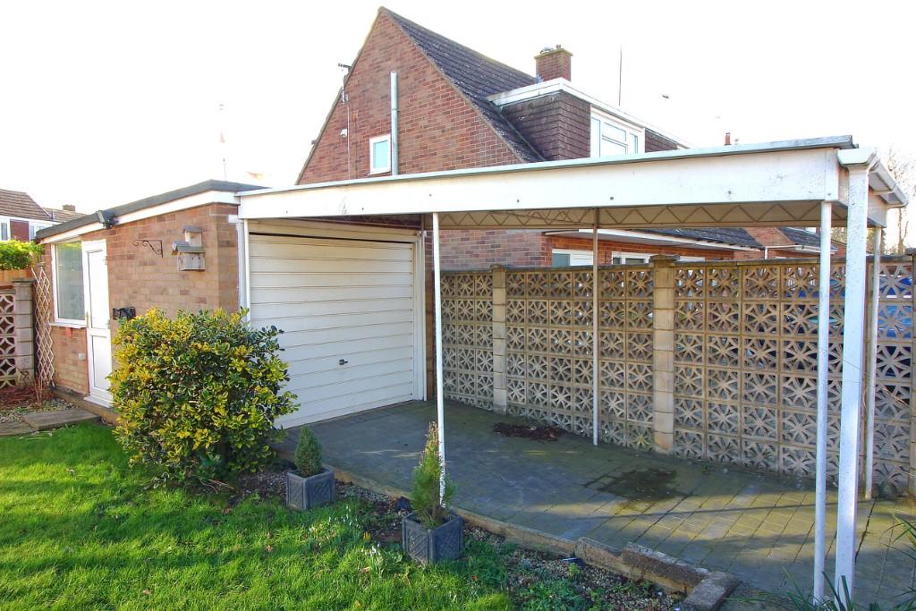 Garage &amp; Carport