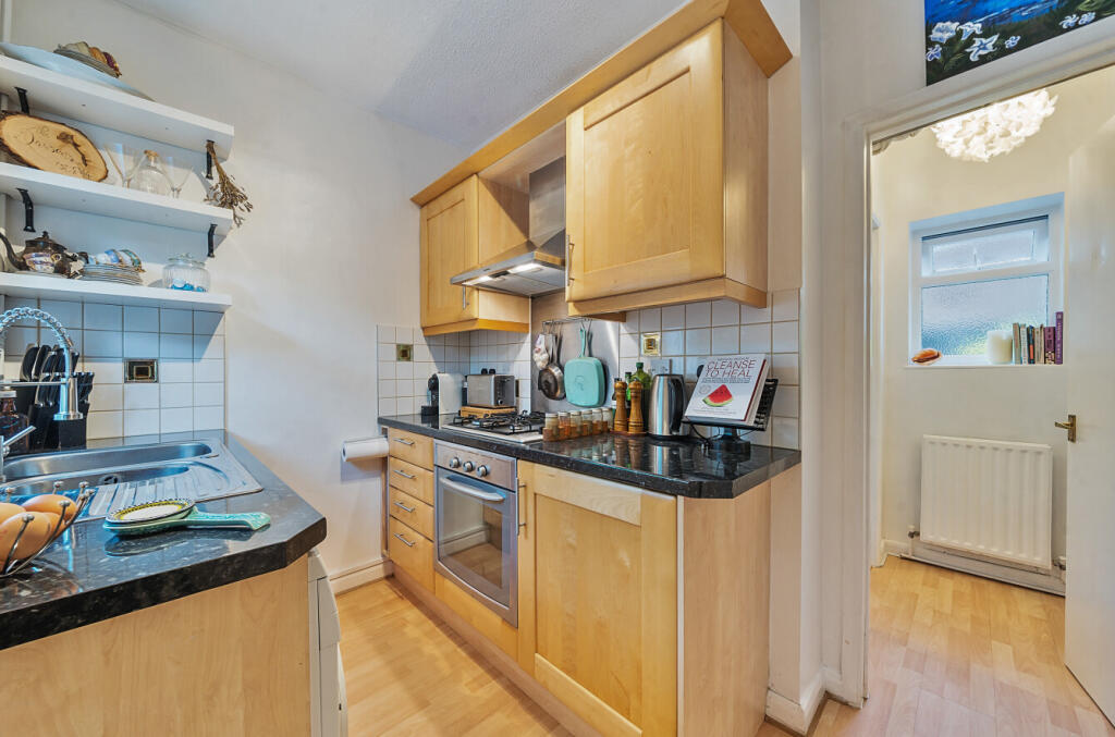 1328272-13-6887b5...