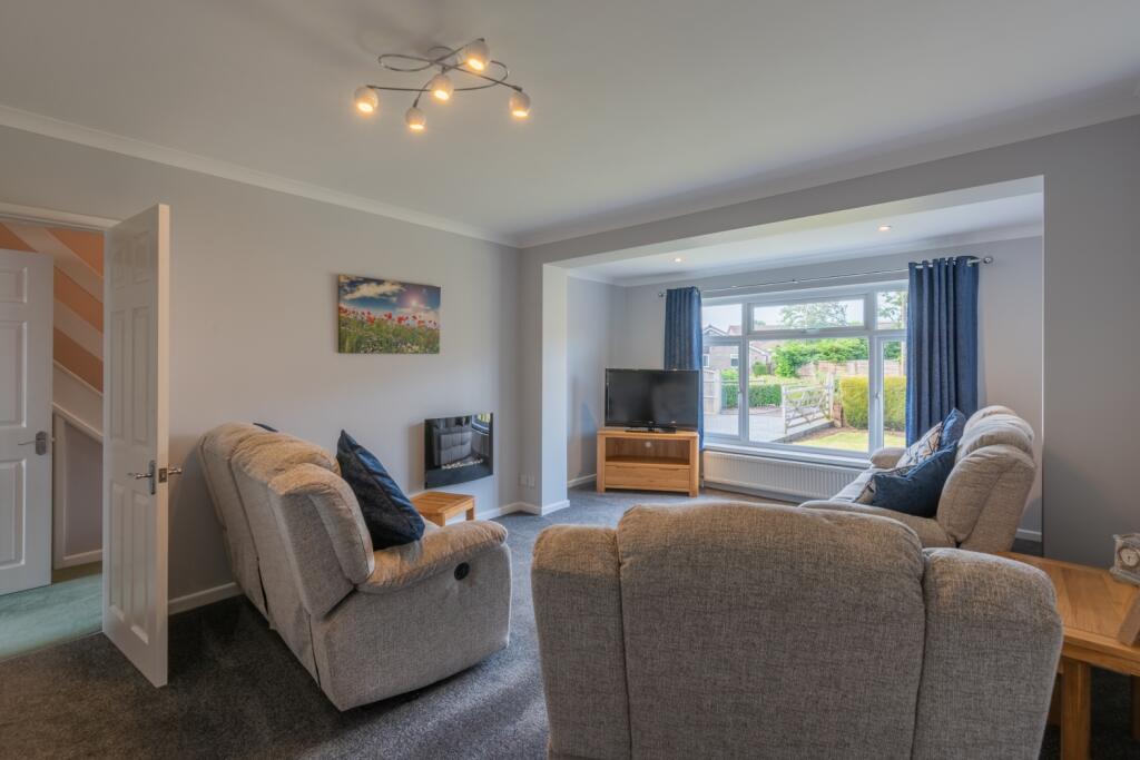 19 St Mary's Way (2)