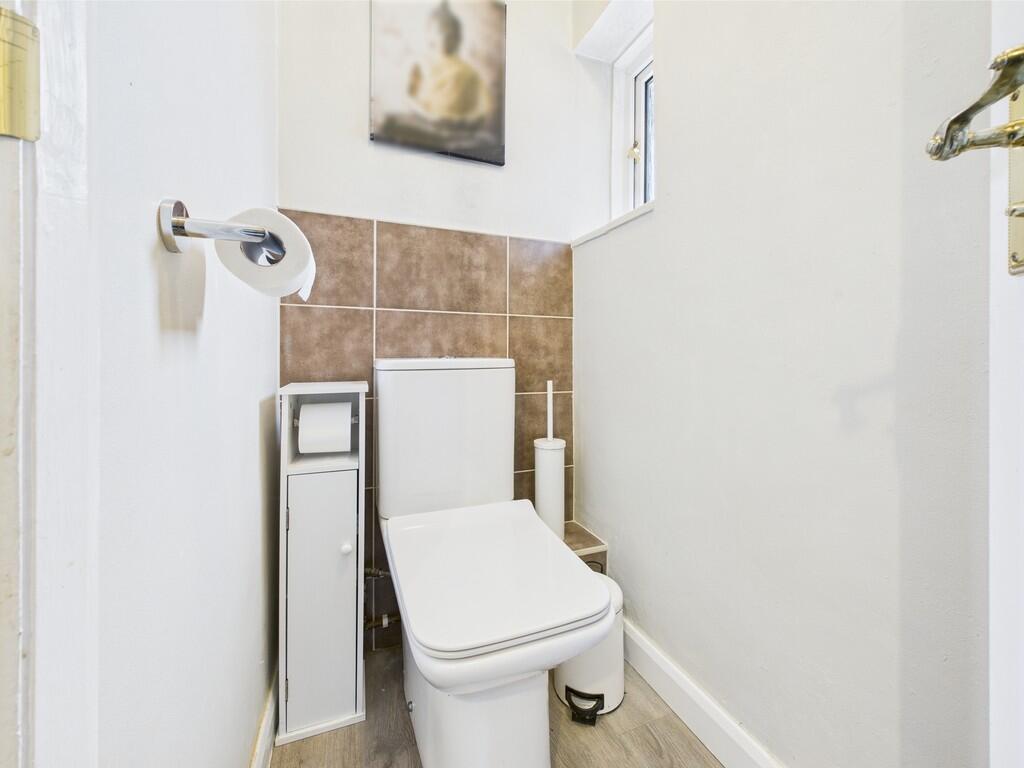 CAM02854G0-PR0385...