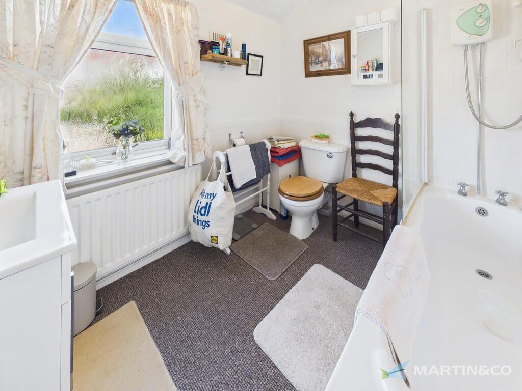 CAM02318G0-PR0497...