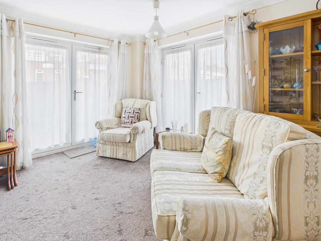 CAM05068G0-PR0048...