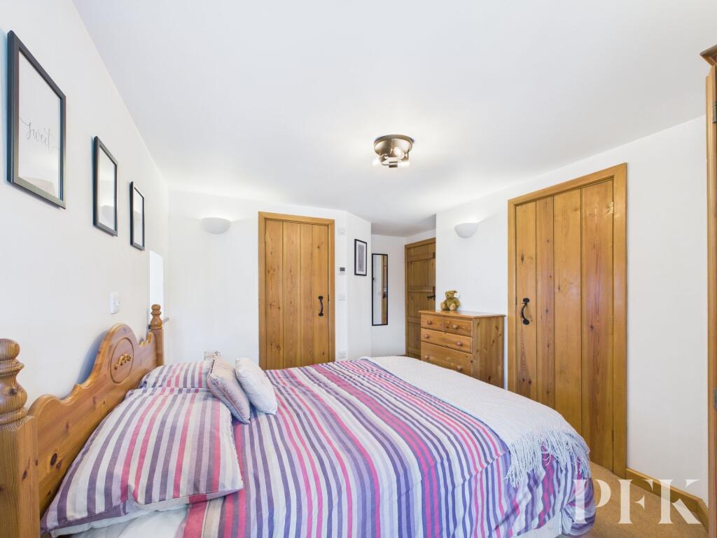 Low Fold Barn - Bedroom 1