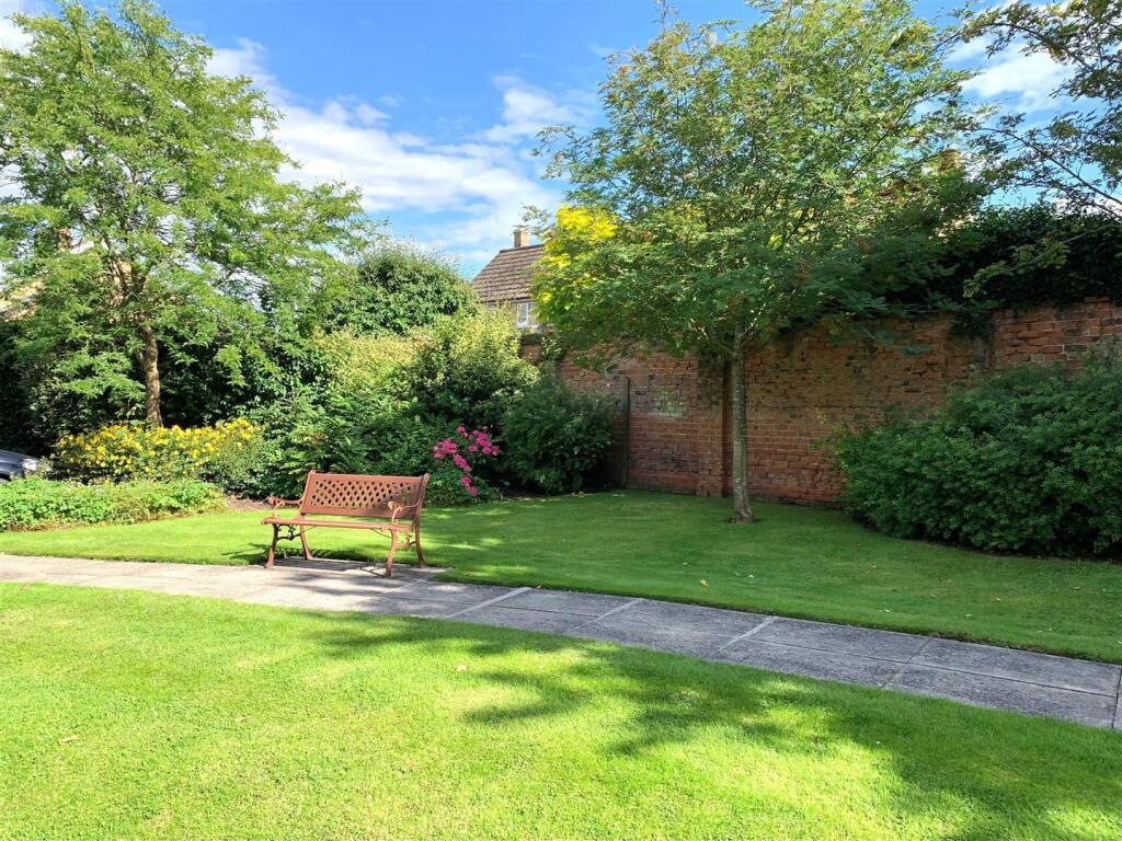 Haldenby garden 2.jpg