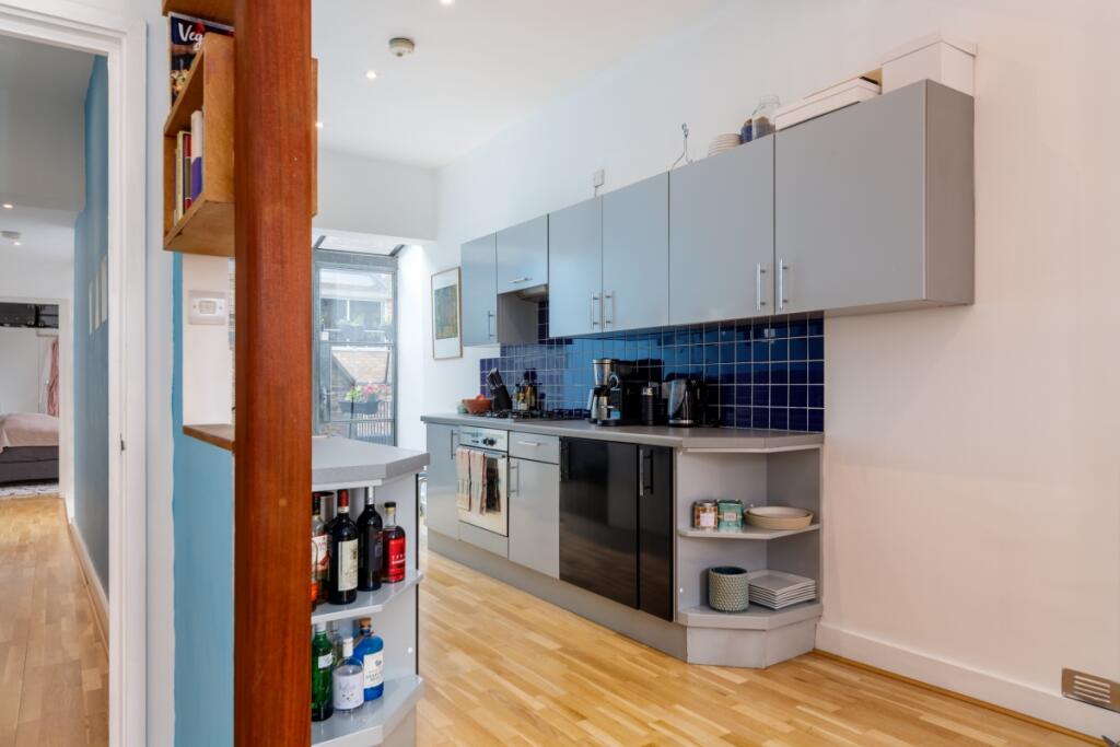 Grays Inn Road 69...