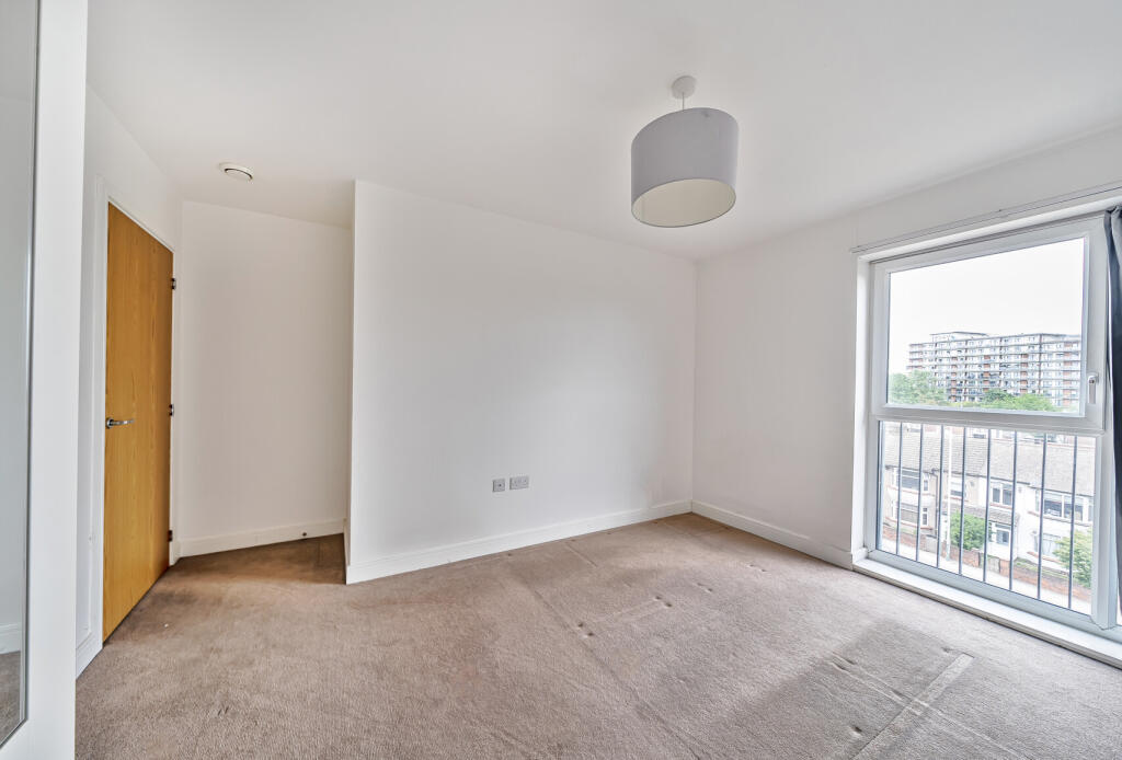 1295610-22-682f6b...