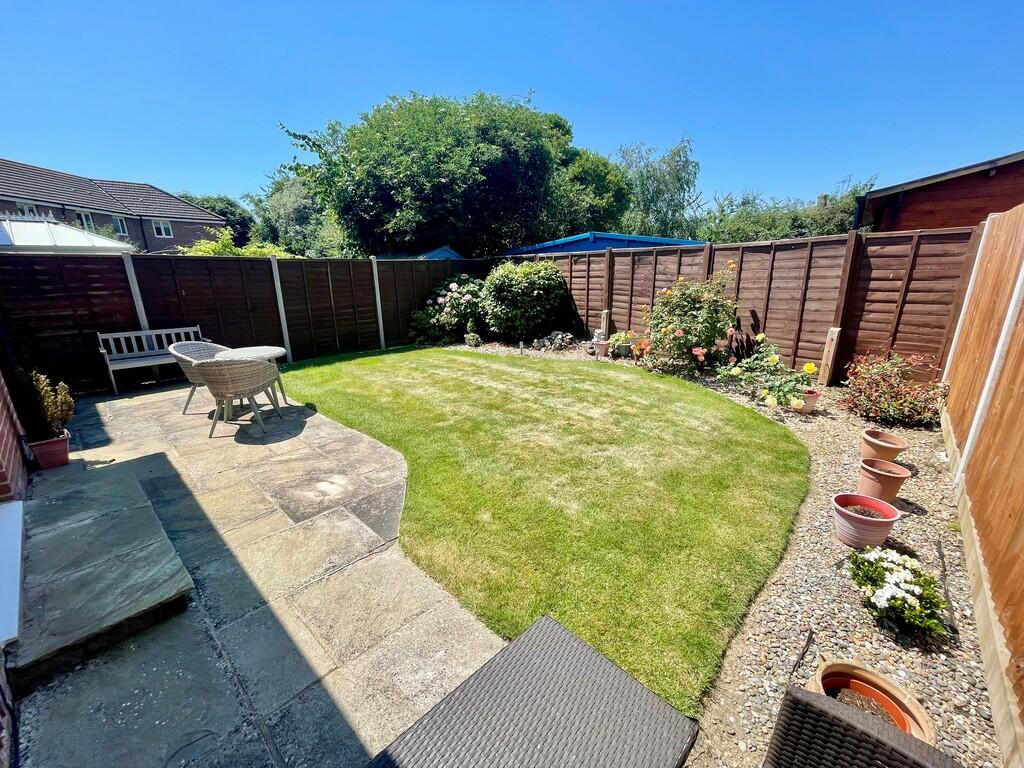 16 The Limes Rear...