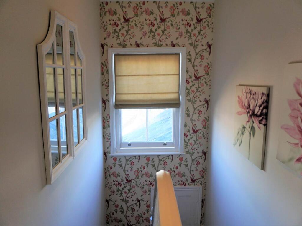 Monson Colonnade, 24