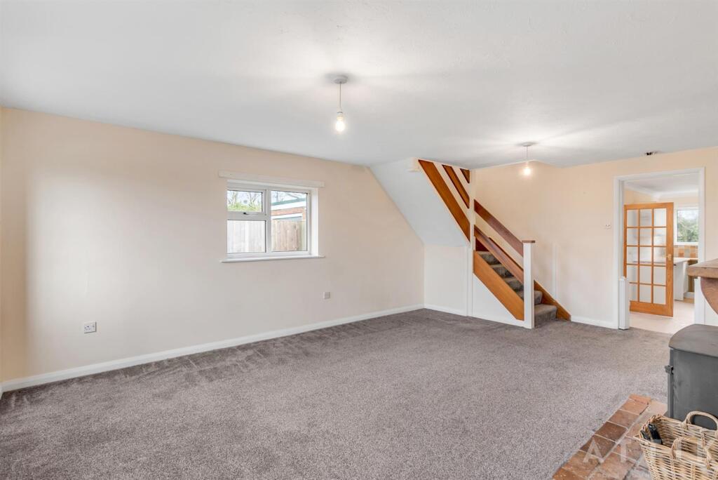 2 Meadow Farm Cottages Broadway Halesworth IP19 8Q