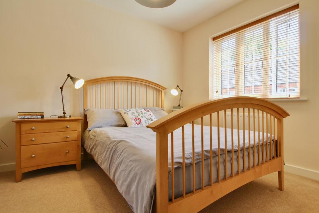 Bedroom 1 - Double Bedroom with Ensuite - Gus Crit