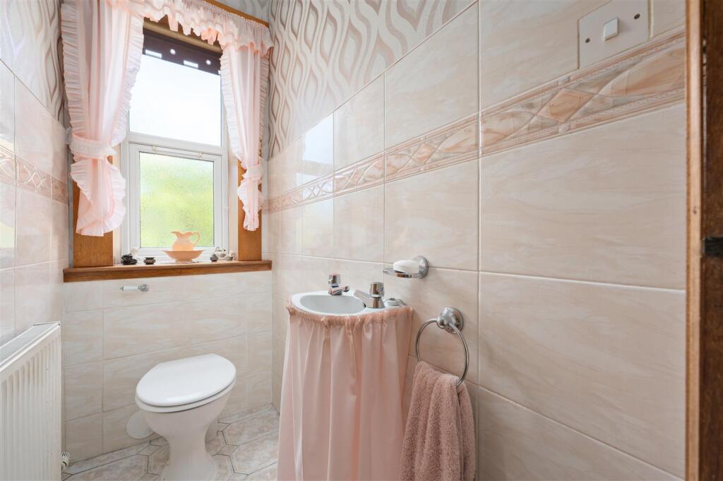 50CarnockRoad012.JPG