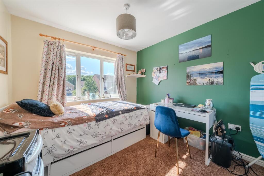 Bedroom2.jpg