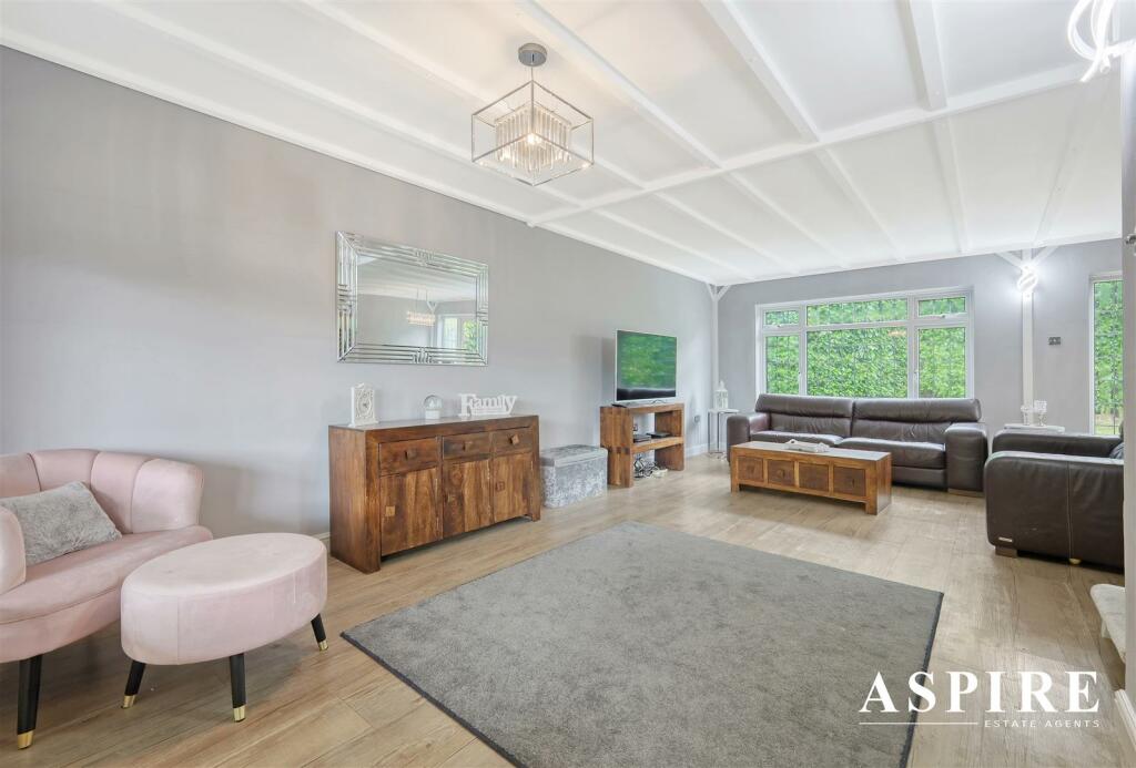 IMG_8636_9 copy 2.jpg