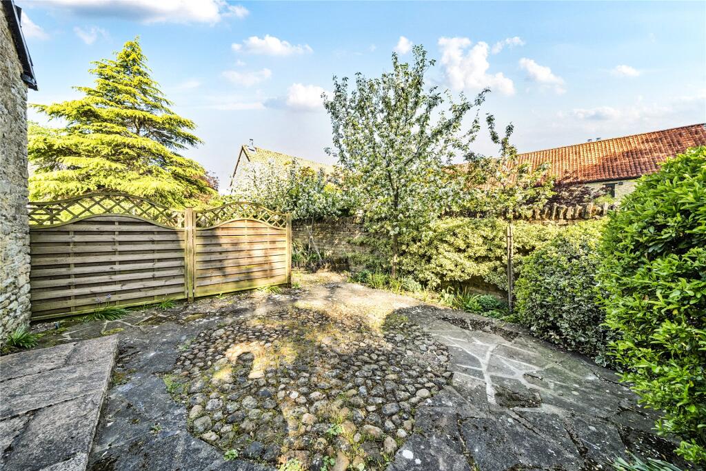 Courtyard Garden