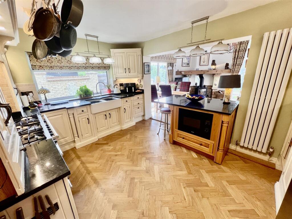 Kitchen.jpeg