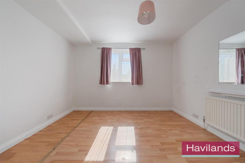 Eaton Park Court-4.jpg