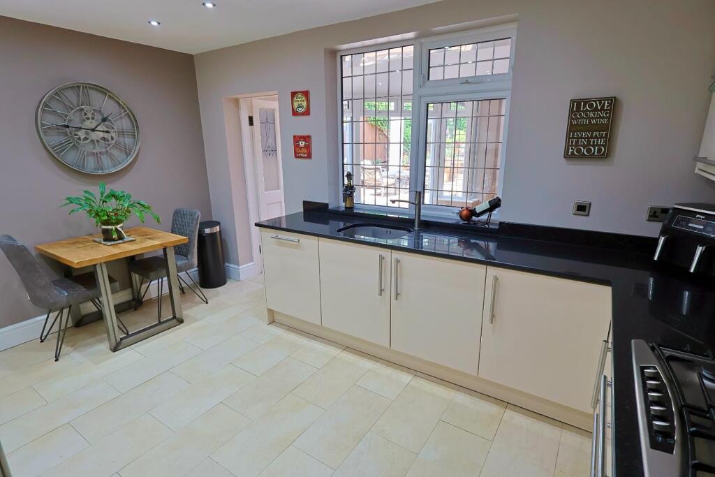 Kitchen / Diner