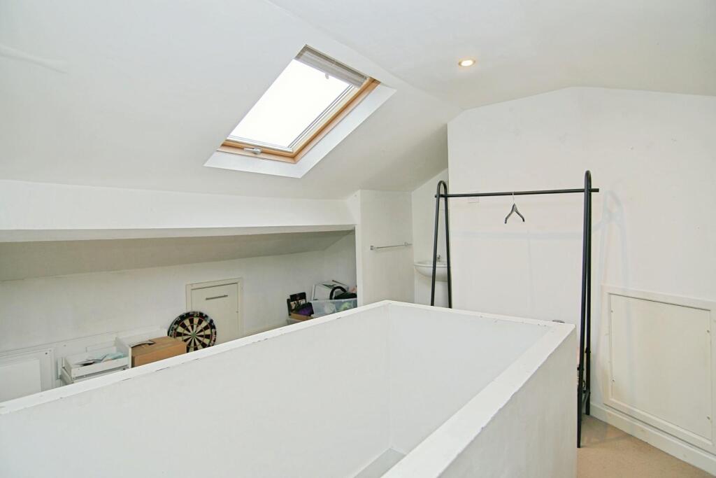 OCCASIONAL ROOM