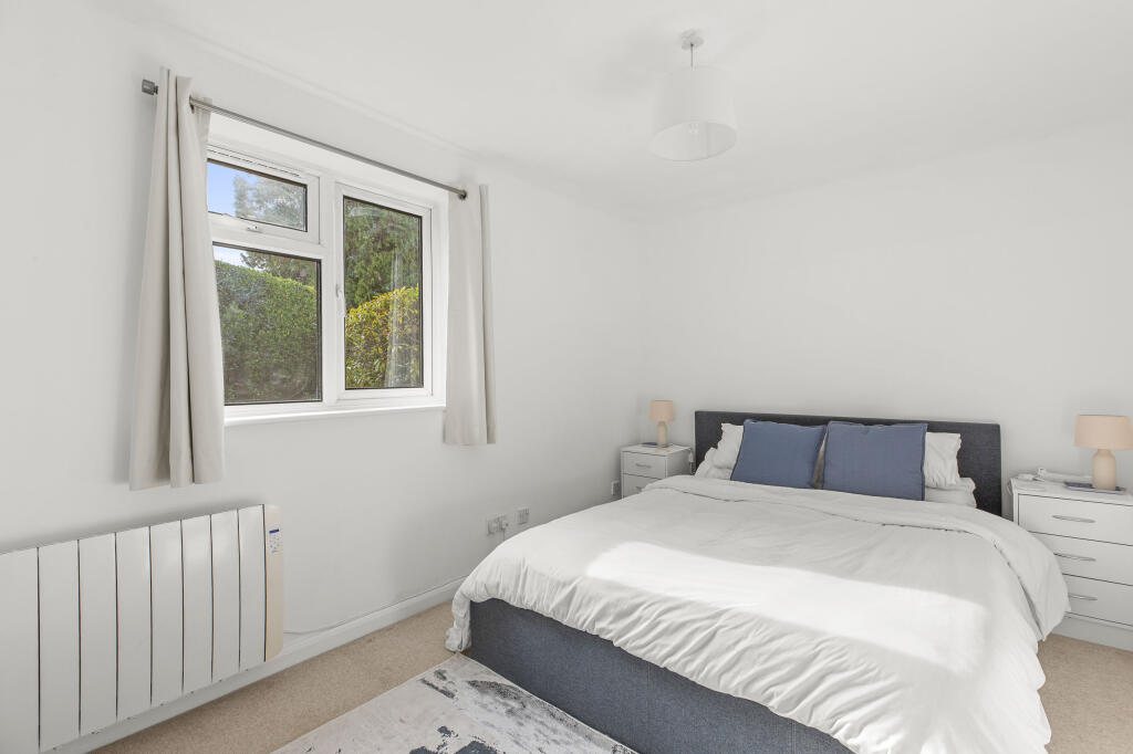 4 Alfred Davis Court, SL7 3EA (LOW RES)-8