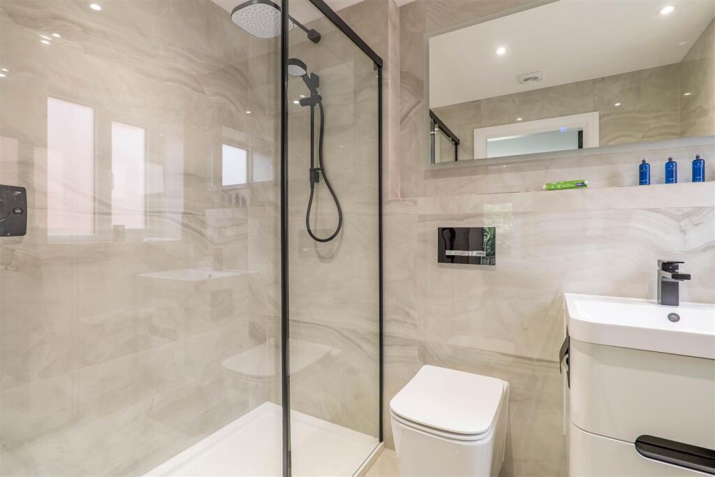 Bedroom Three Ensuite