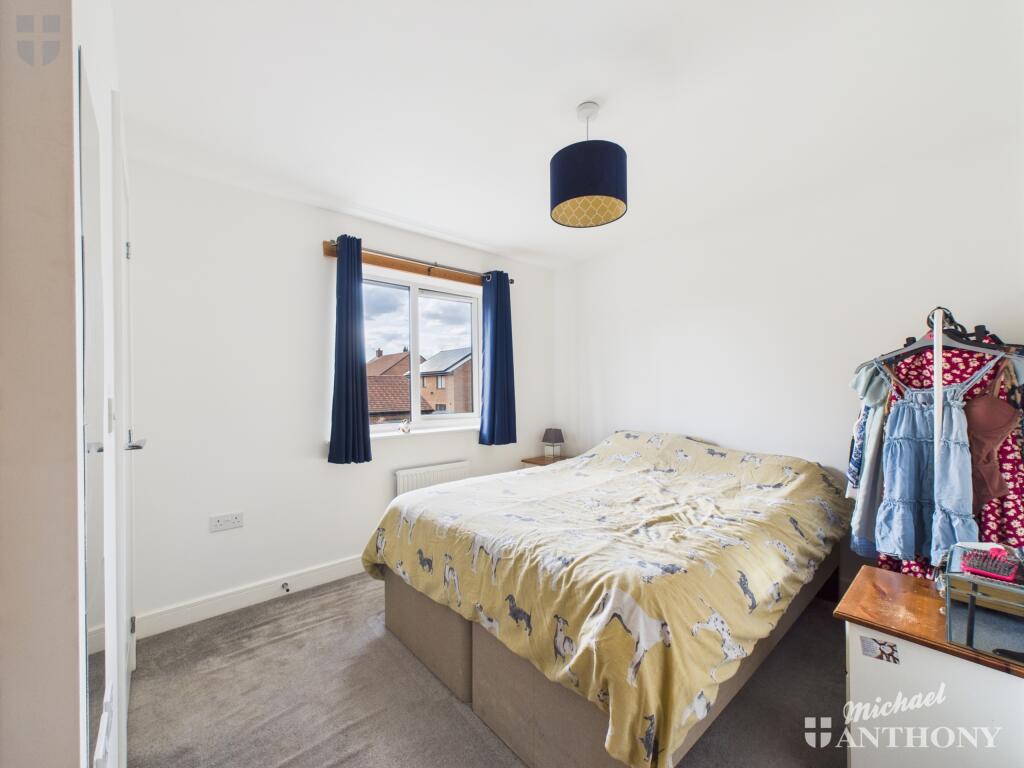 CAM03218G0-PR0721-STILL005