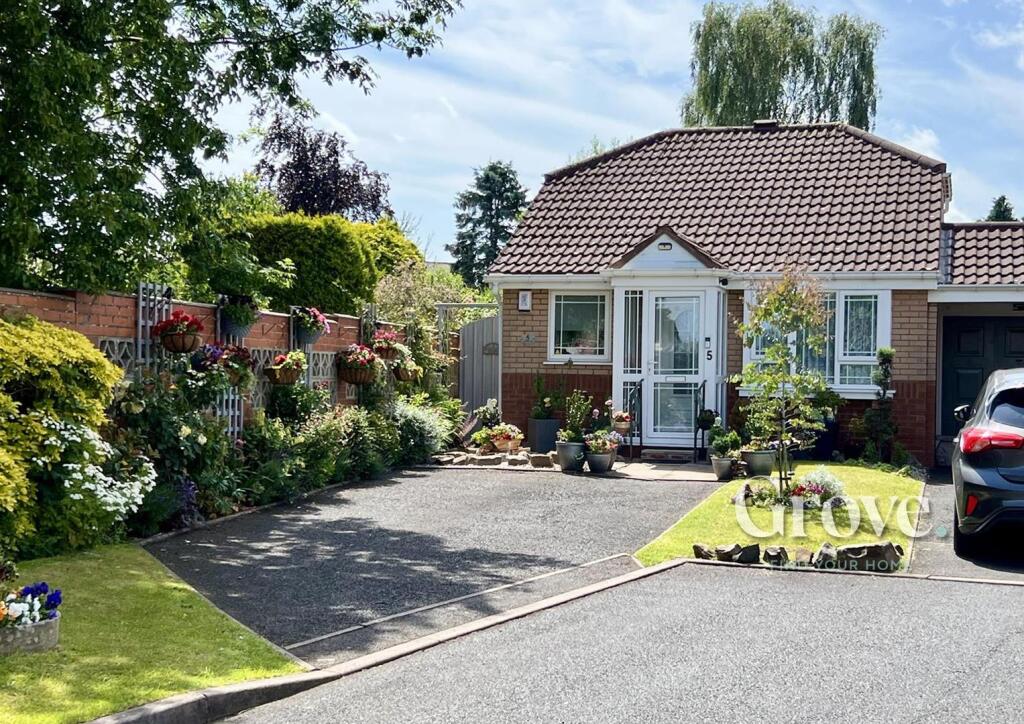 Fairhaven Croft Hurst Green 2.jpg