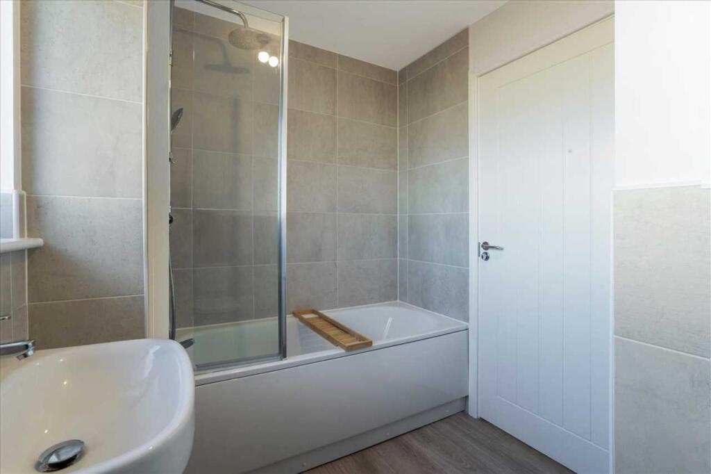 Bathroom (2)