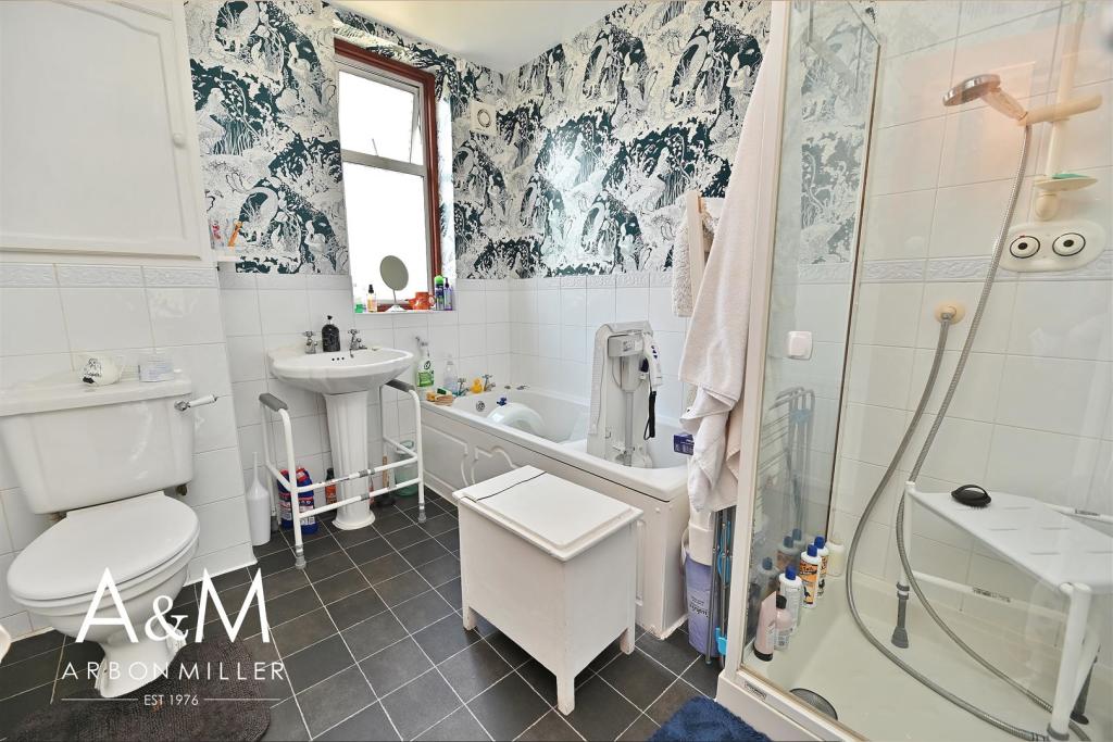 Bathroom/wc