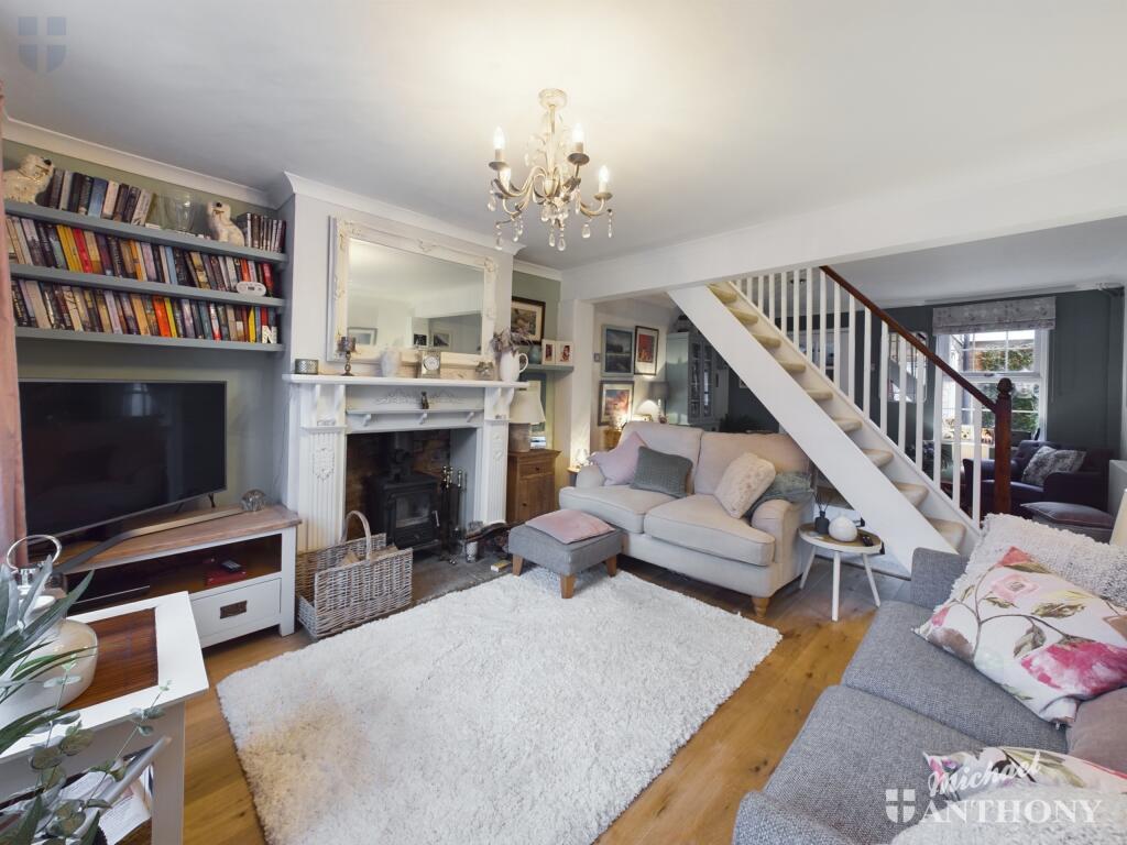 CAM03852G0-PR0178-STILL019