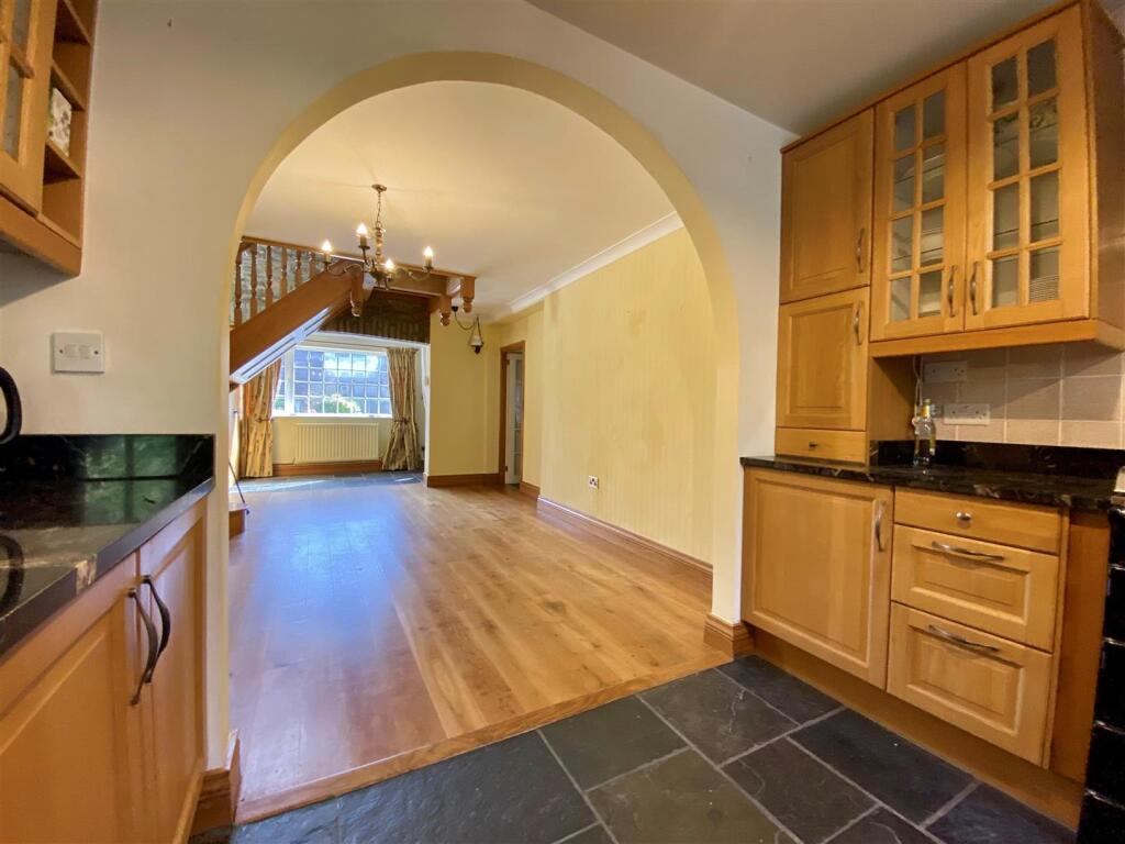 melin kichen diner.jpg