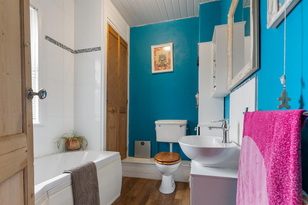 9 Bramwith Road, Sheffield 13_297.png