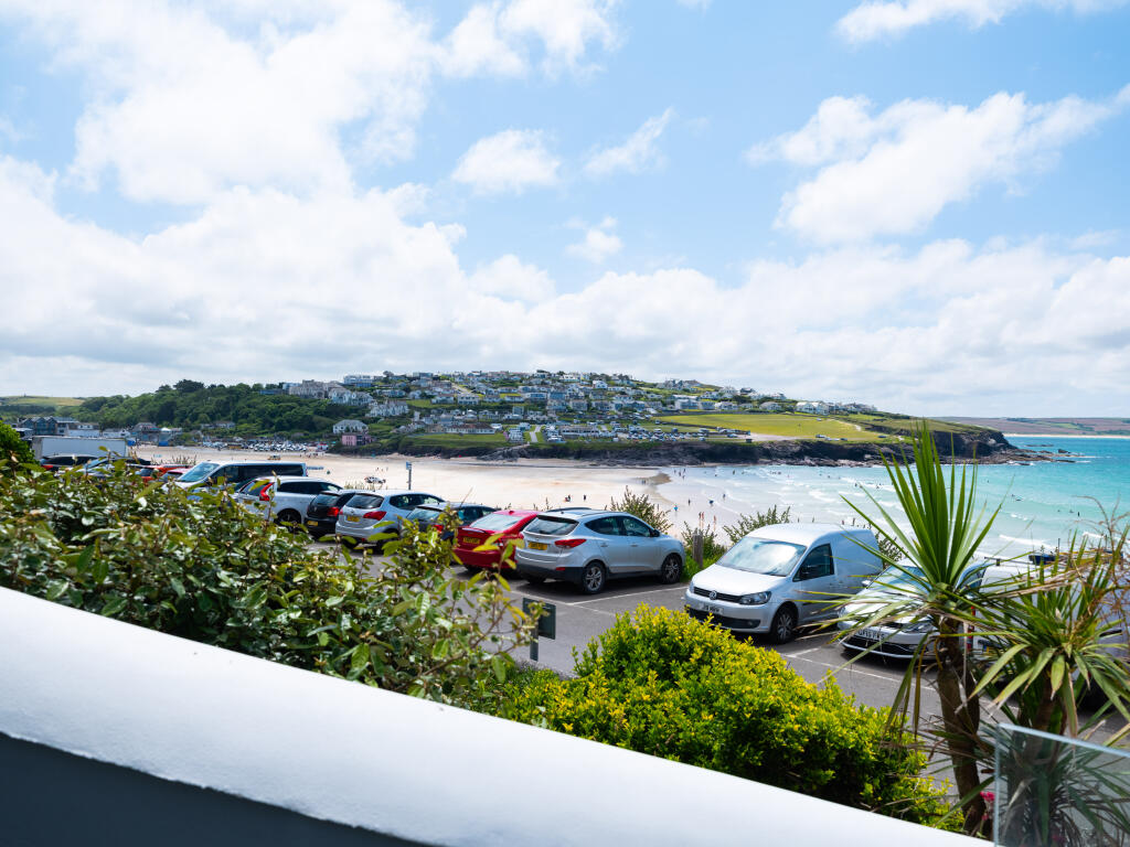 667298973b168_Penhale EXT-6