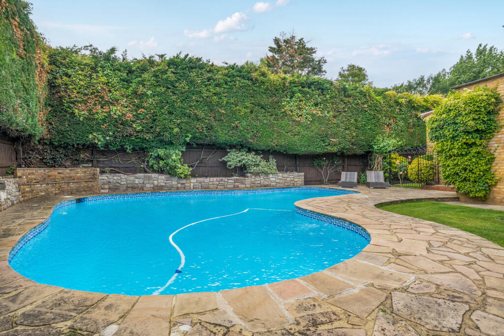 1305416-21-68483d...