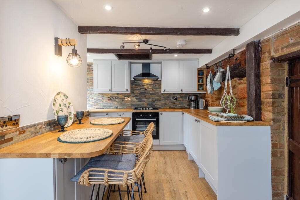 A11 - 393 Totnes Road Paignton - 250425