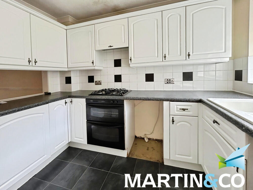 9fc9799b-IMG-2025...