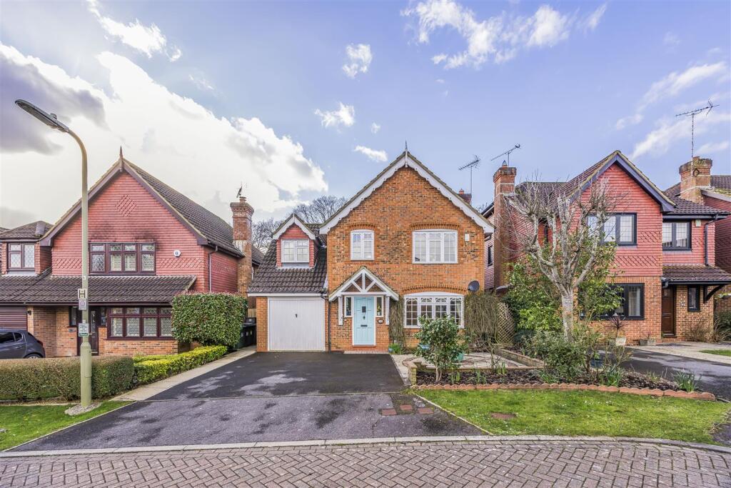 15 Teal Close, Horndean-PorticoMarketing-SoldBy-32