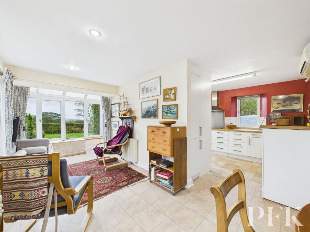 Dining / Living / Sun Room