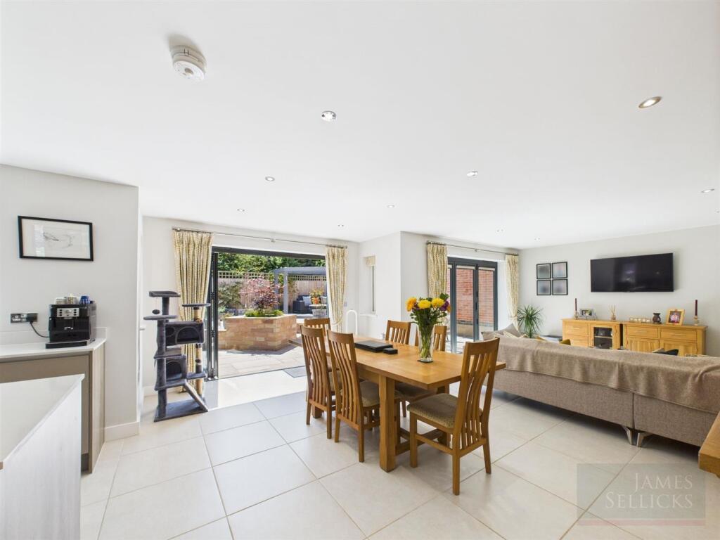 Open plan living kitchen