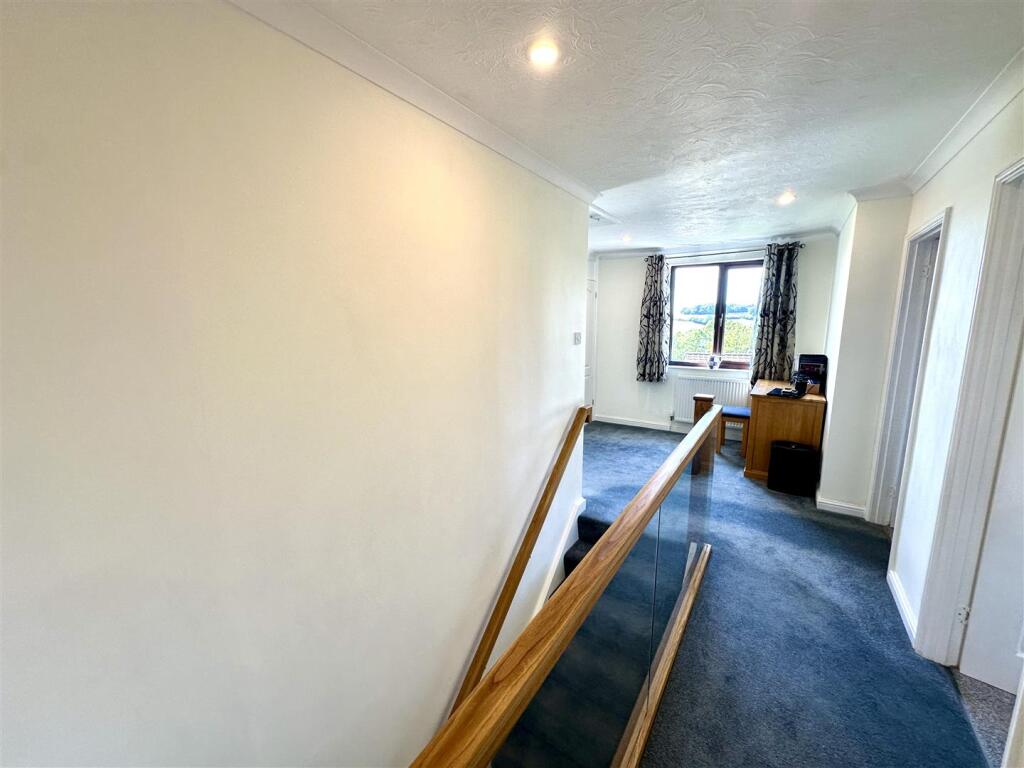 FIRST FLOOR STAIRS AND LANDING