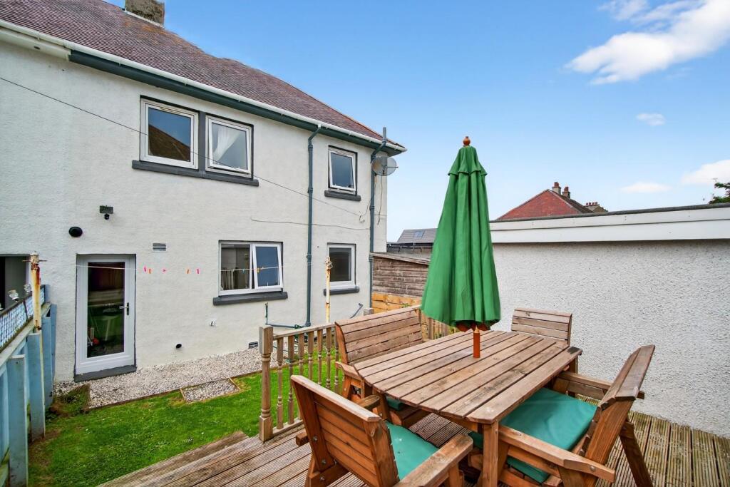 36 linn avenue, largs _16.jpg