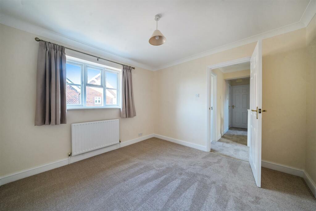 Bedroom 2.jpg