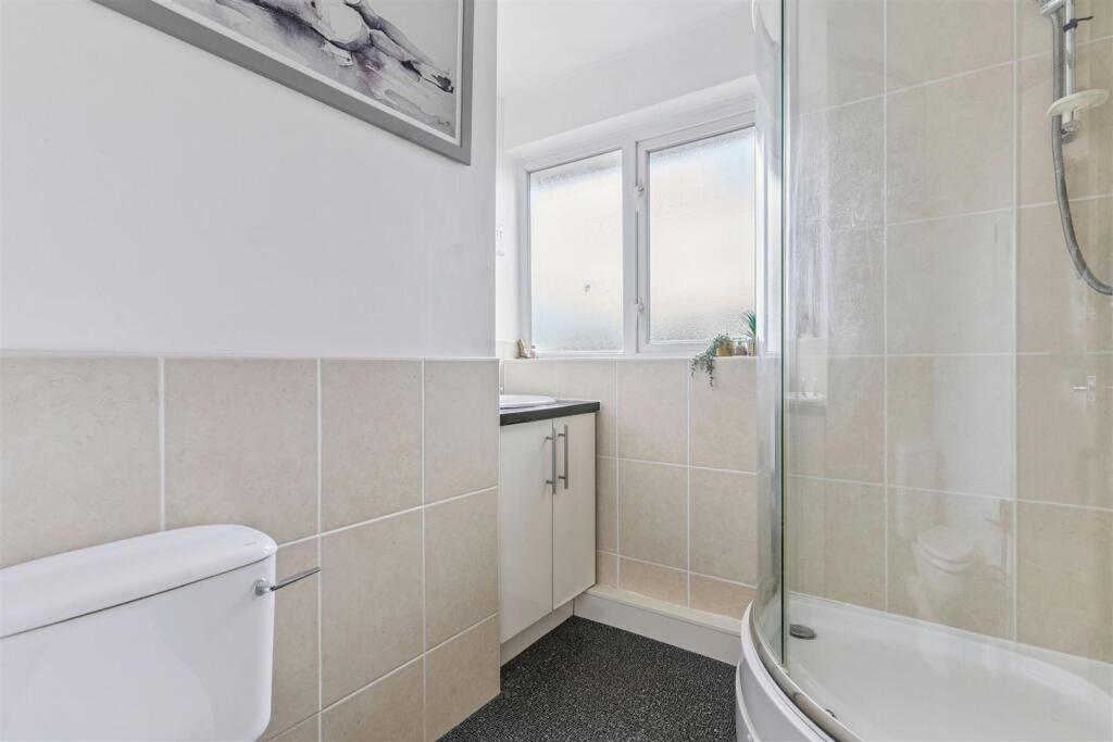 Family Shower Room