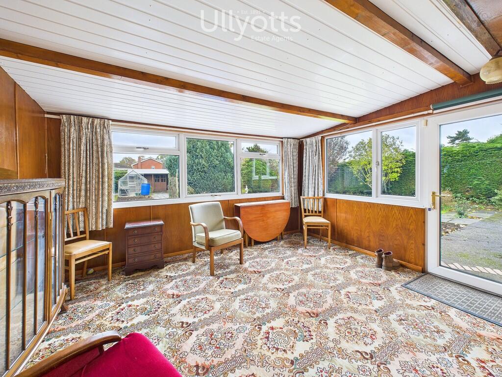 Garden Room 