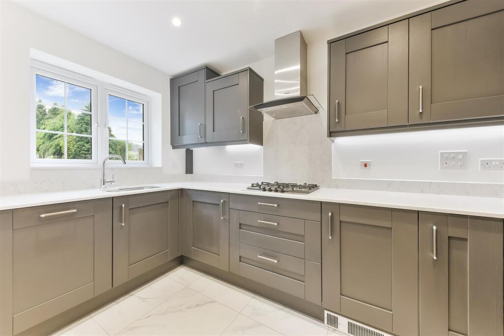 STANTON GROVE, 15- (1).jpg