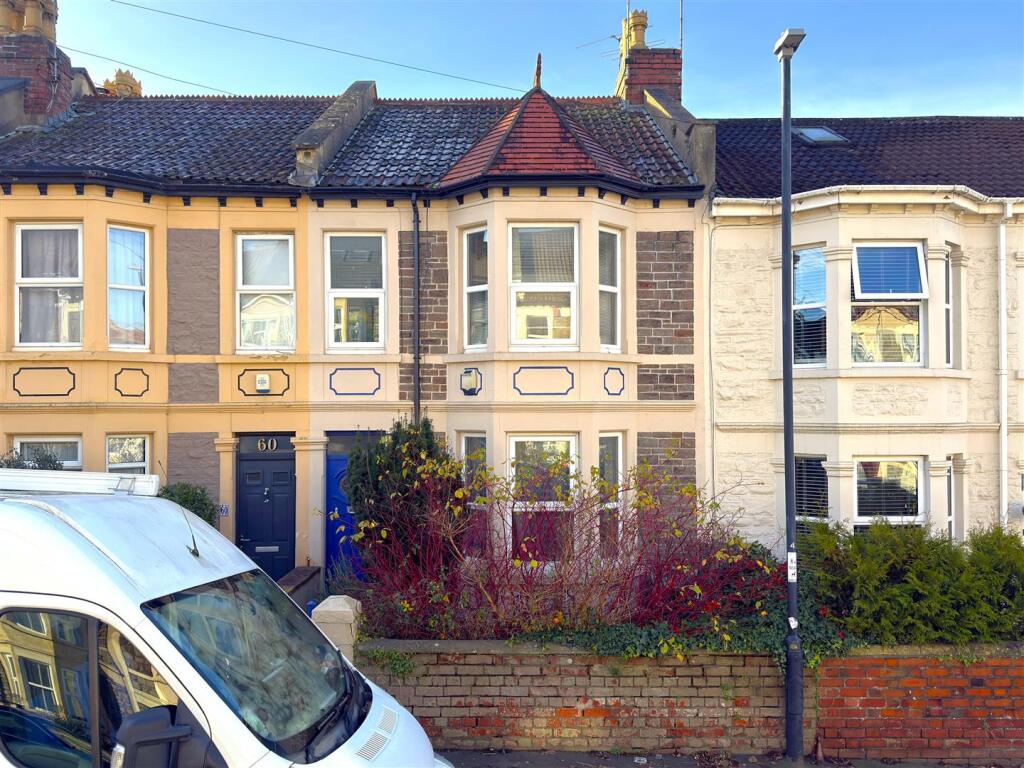 1 - Three bed mid-terraced house.jpg
