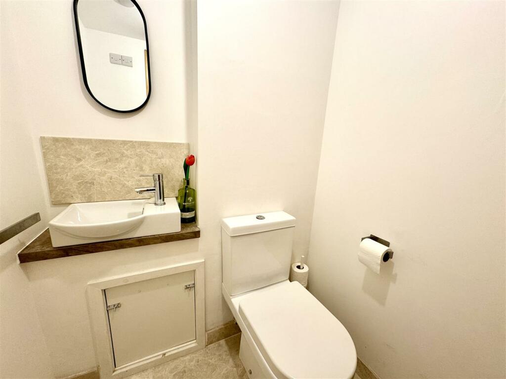 GROUND FLOOR WC